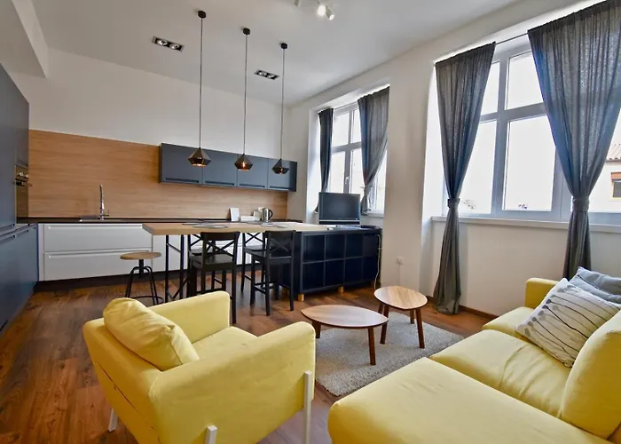 Modern Apartment With 2 Bedrooms Near Arena
