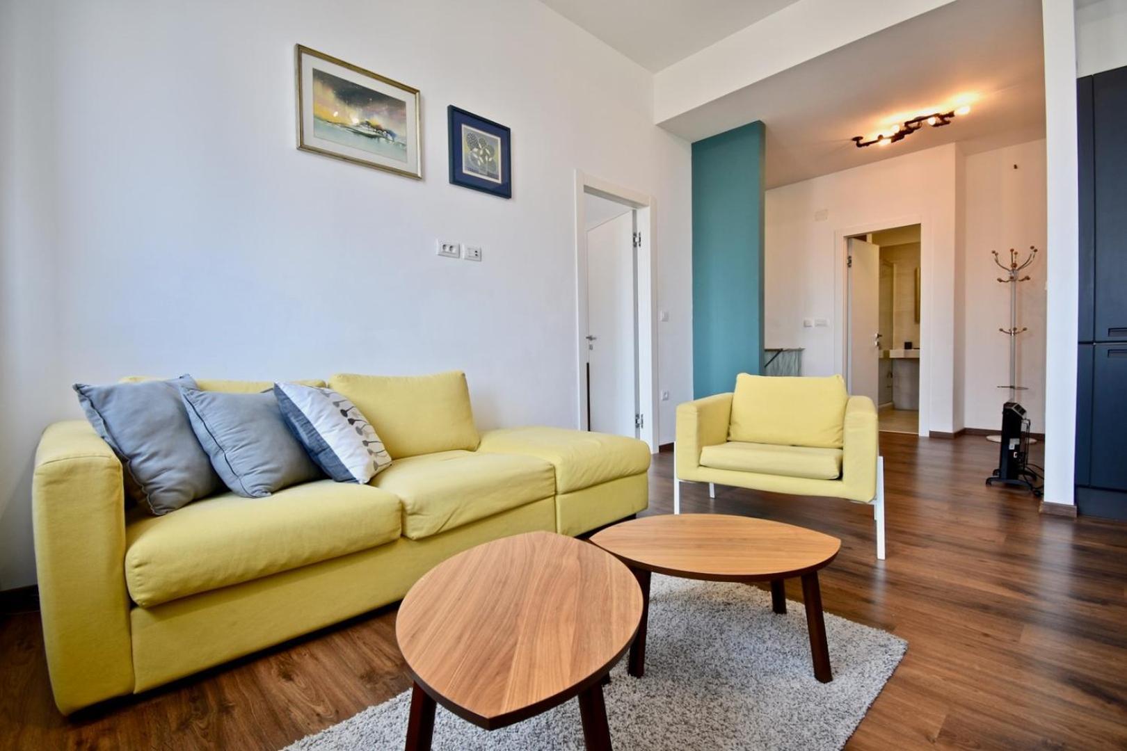 Modern With 2 Bedrooms Near Arena Pula